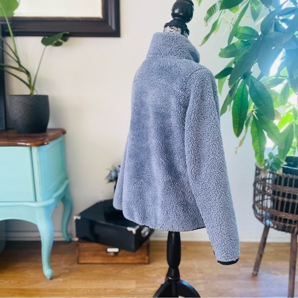 Calvin Klein Hybrid Teddy Fleece Zip Through Jacket in Steele Blue Gray, Size L - Picture 4 of 8